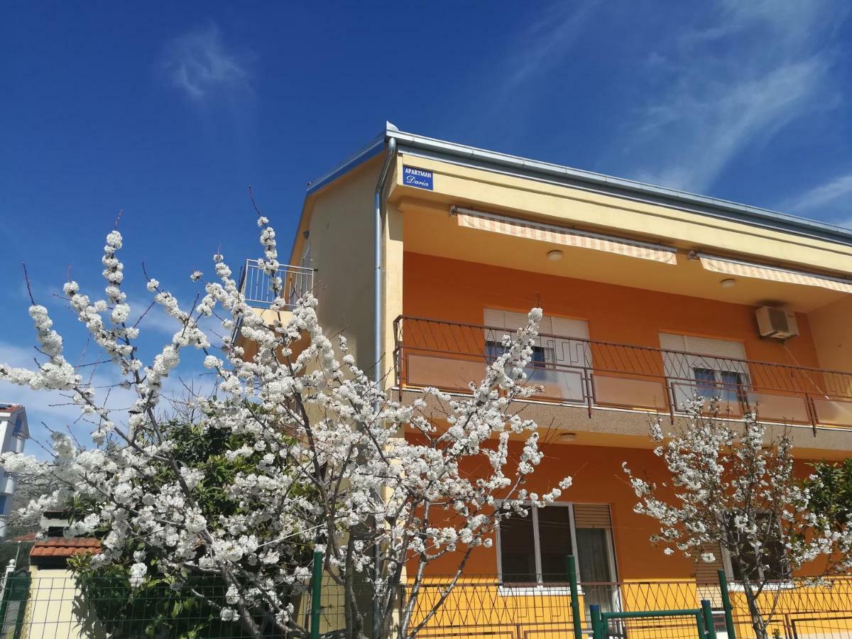 Apartman Daria Apartment โตรกีร์ ภายนอก รูปภาพ